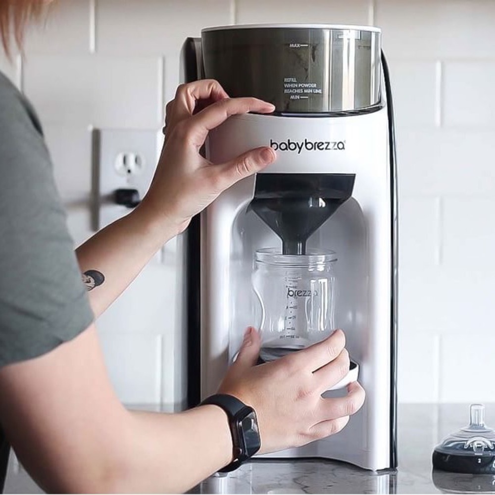 Brand New-Baby Brezza® Formula Pro Advanced